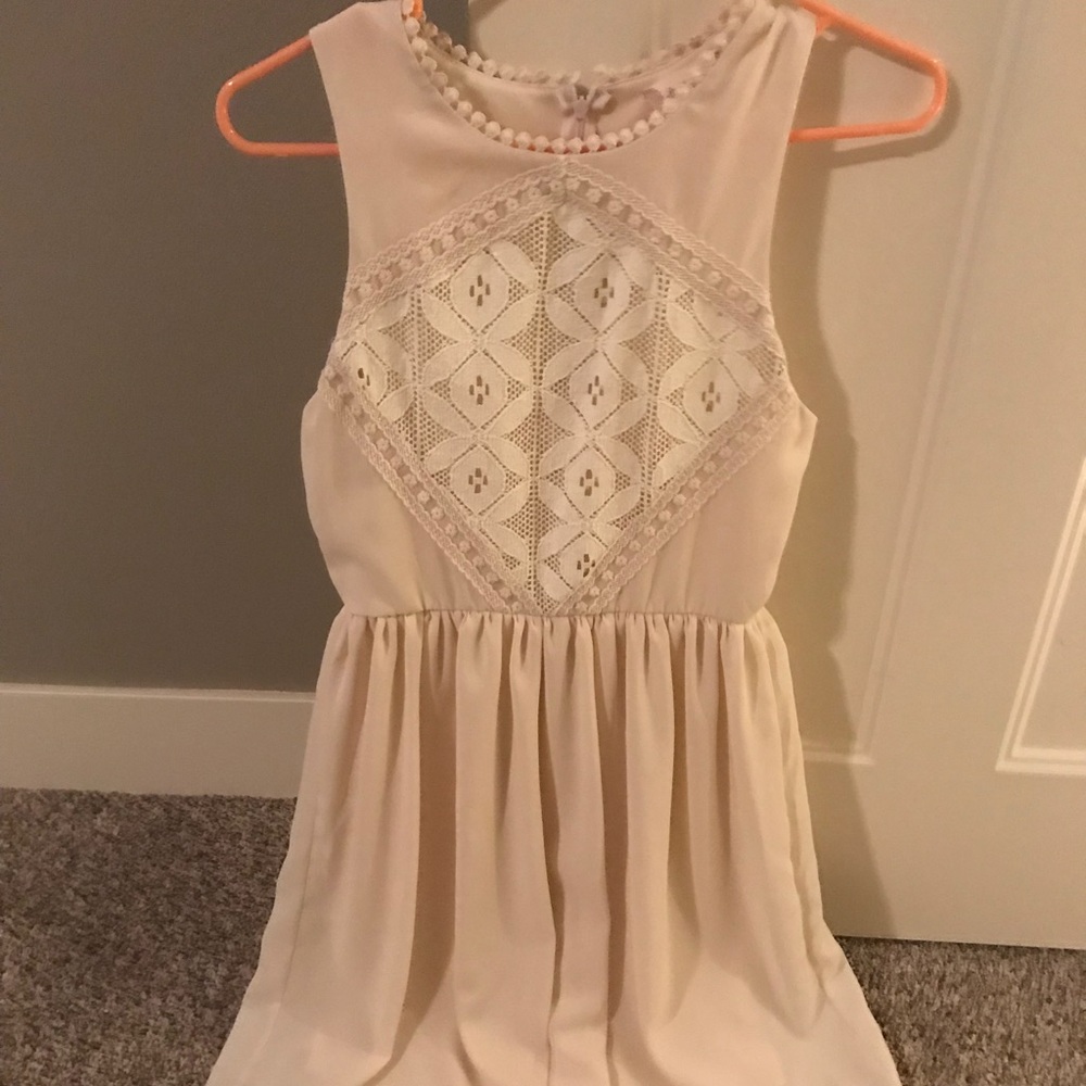 Cream/ivory flowy dress